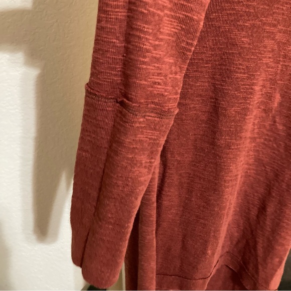 We the Free Turtleneck Tunic Sweater Split Hem Brick Red Size Small S - Picture 4 of 10